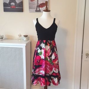 Bebe dress in M